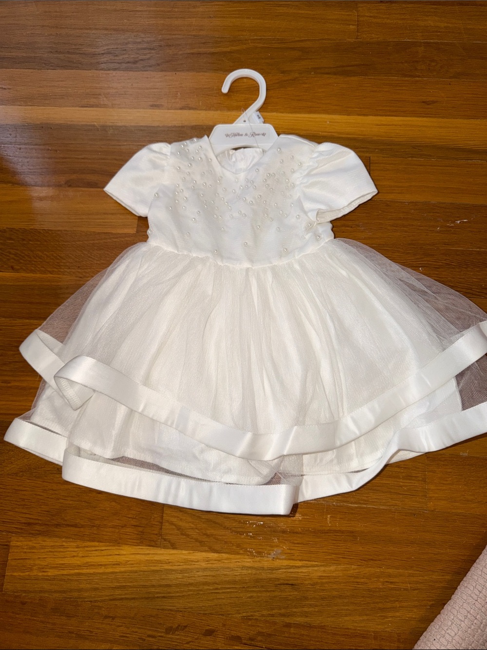 NWT Classic White Tulle Party Dress for Kids